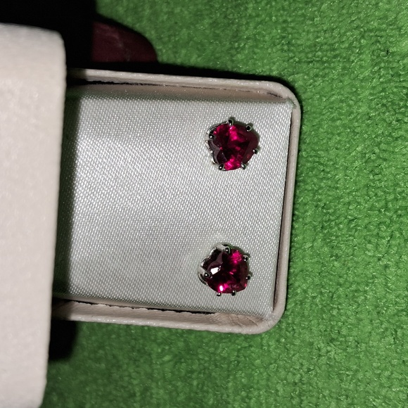 Genuine Crystal, "Ruby", Heart ❤️ Shaped Pierced Earrings ❤️ - Picture 6 of 7